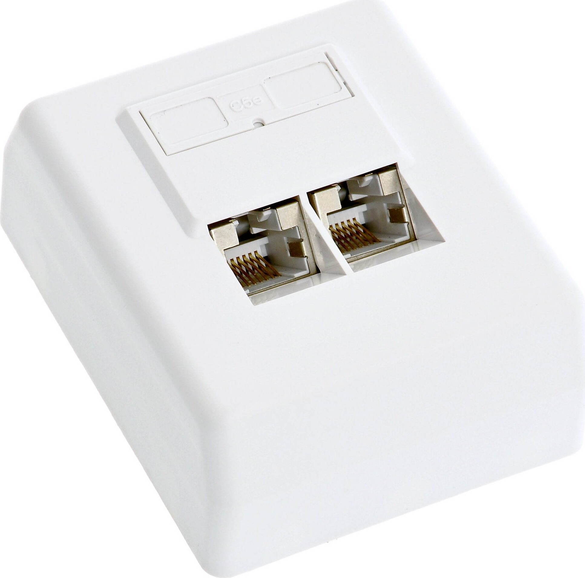 Datacom CAT5E, STP, 2× RJ45, na omietku
