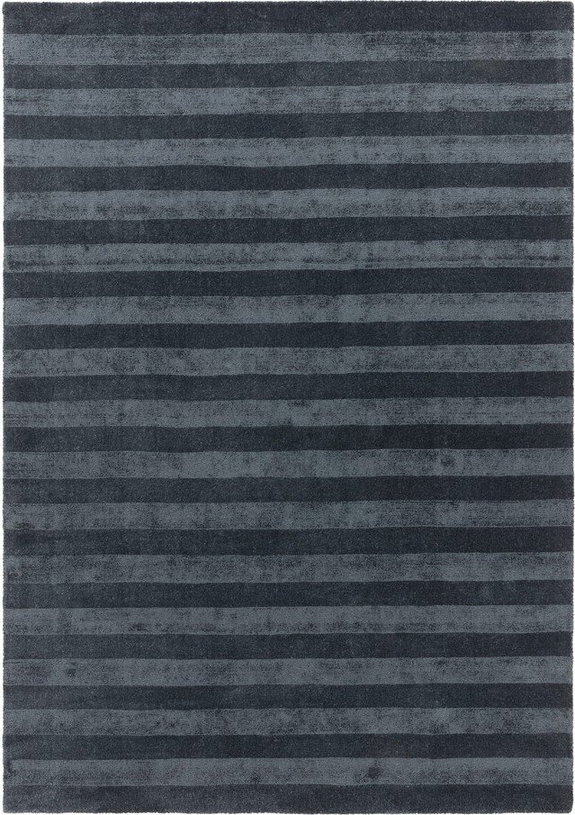Tmavě modrý ručně tkaný koberec z recyklovaných vláken 120x170 cm Connor – MADE