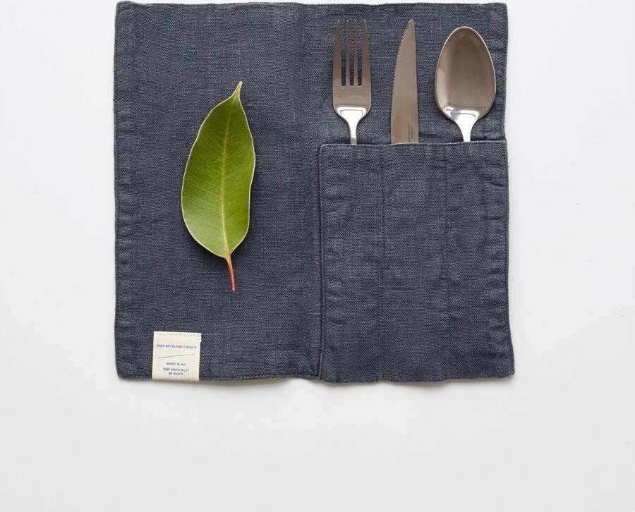 Lněná kapsa na příbor 2 ks 23x23 cm Dark Grey – Linen Tales