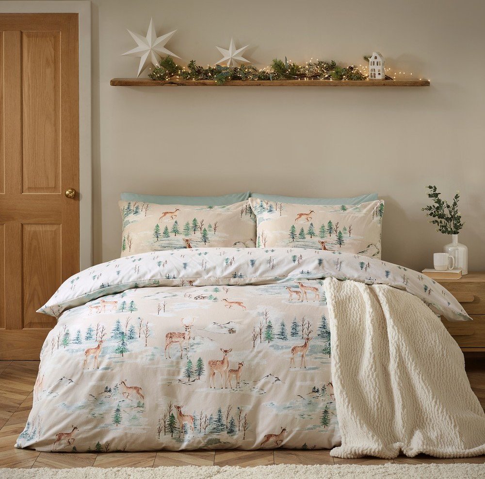 Flanelové povlečení na jednolůžko v přírodní barvě 135x200 cm Brushed Christmas Deer – Catherine Lansfield