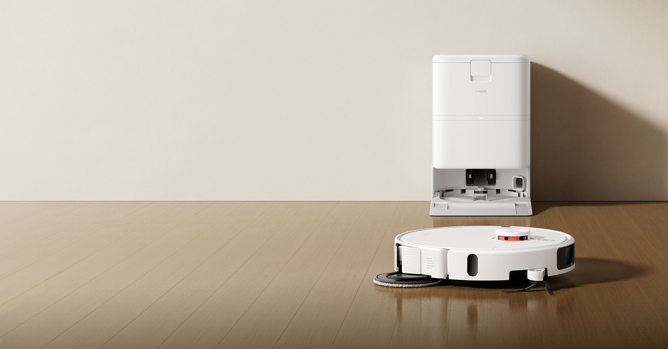 Xiaomi Robot Vacuum H50 Pro s multifunkčnou stanicou v interiéri
